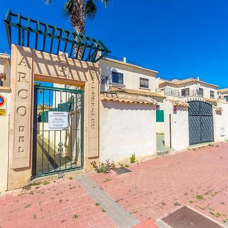 Fh Mediterraneo Torrevieja Dış mekan fotoğraf