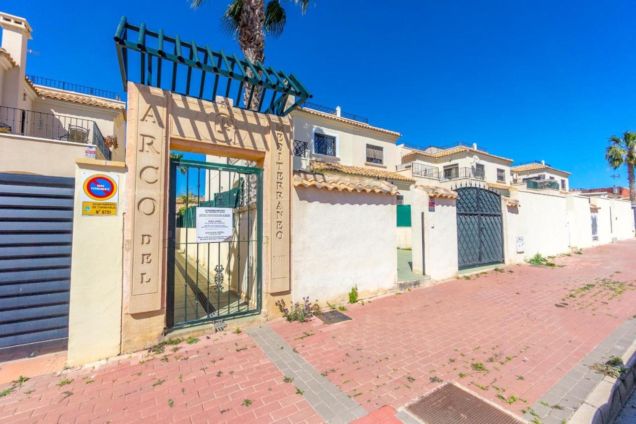 Fh Mediterraneo Torrevieja Dış mekan fotoğraf