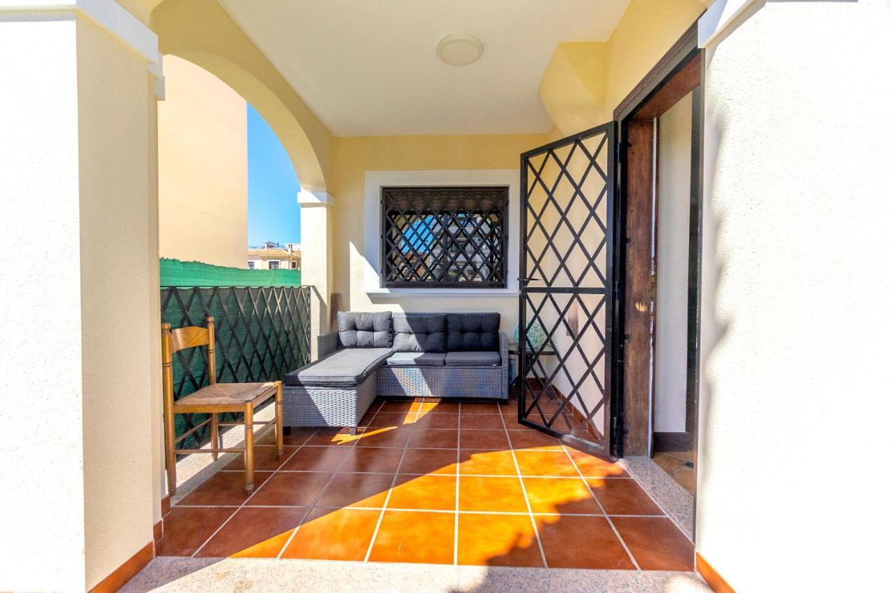 Fh Mediterraneo Torrevieja Dış mekan fotoğraf
