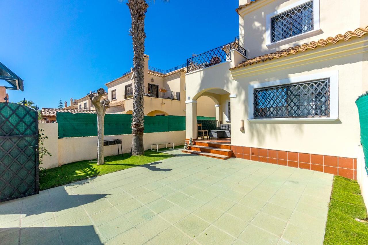 Fh Mediterraneo Torrevieja Dış mekan fotoğraf