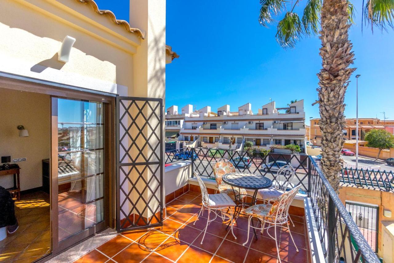 Fh Mediterraneo Torrevieja Dış mekan fotoğraf